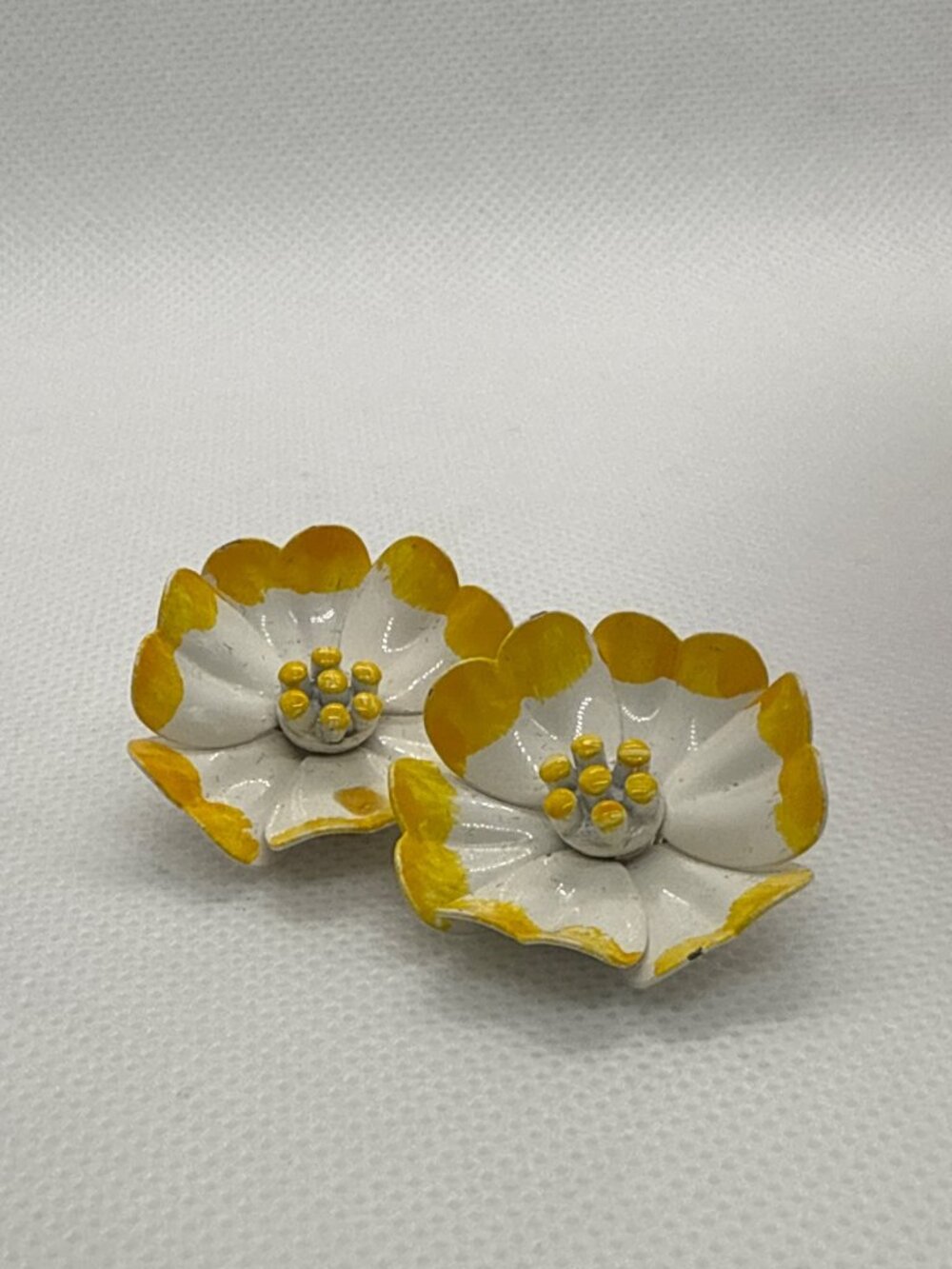 Vintage White & Yellow Floral Clip-On Earrings Metal Flower Design